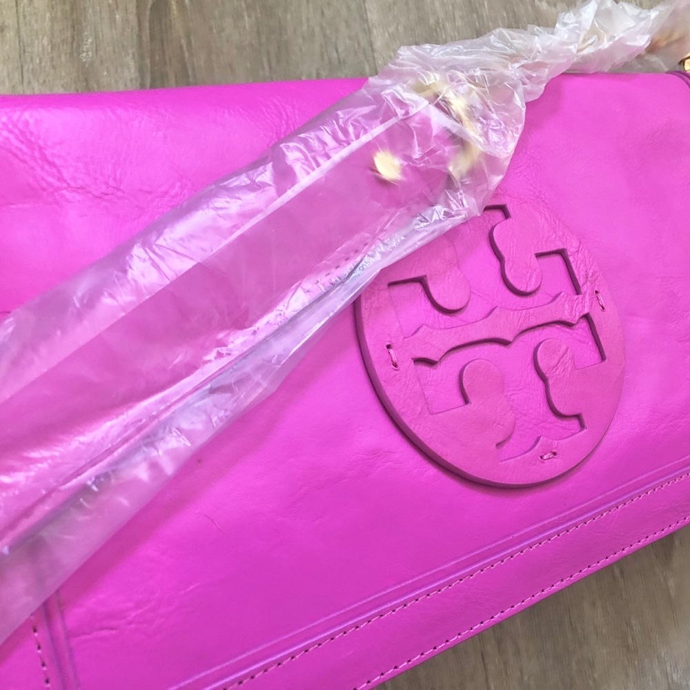[NWT] Tory Burch clutch chain bag - Picture 5 of 8